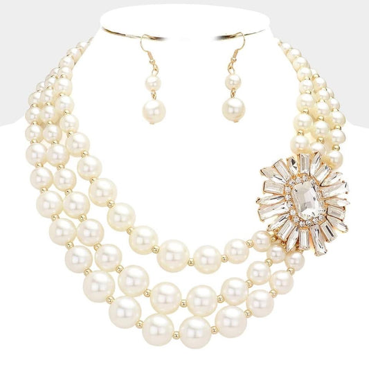 beautiful 3 strand necklace set with accent piece