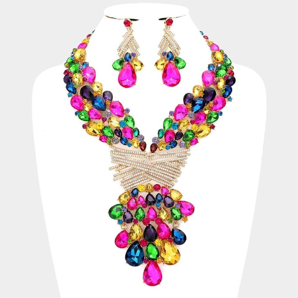 lobster tail structured necklace